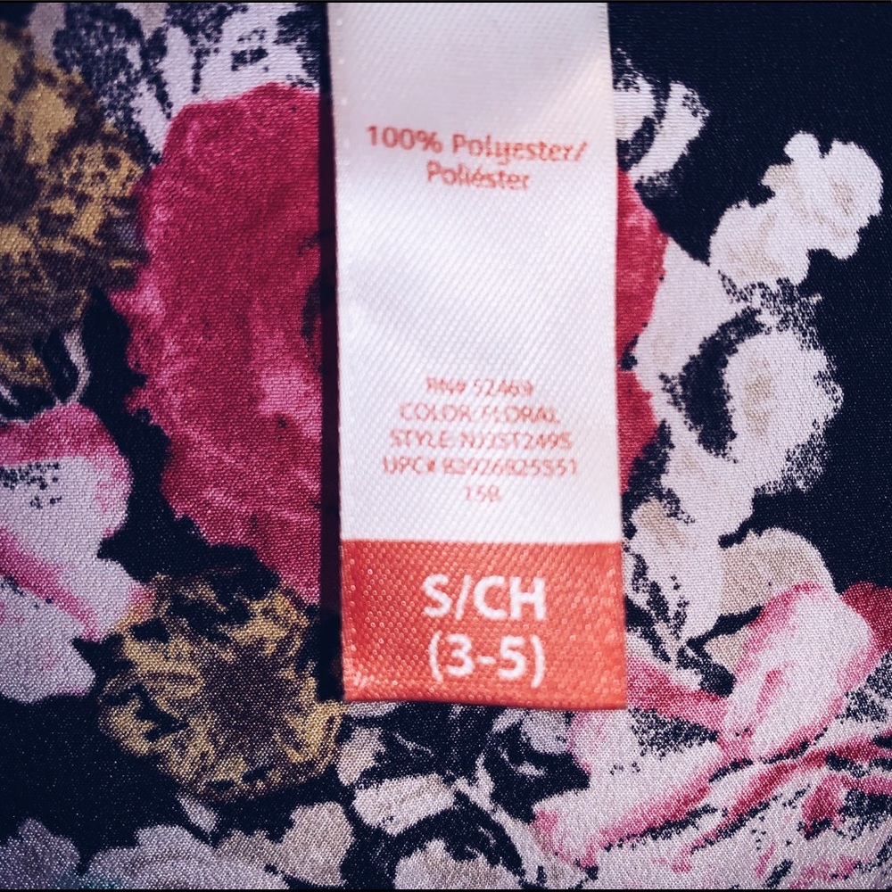 FLORAL SLEEVELESS TOP - Picture 3 of 6